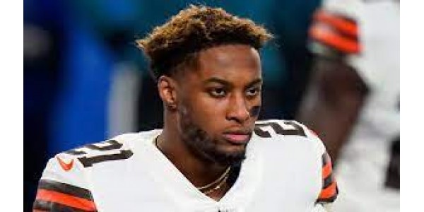 Les Browns de Cleveland signent à nouveau Denzel Ward